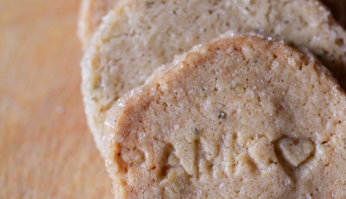 Post aus meiner Küche: Schokokonfekt, Rosmarinkekse und Glühweingelee von Anneli
