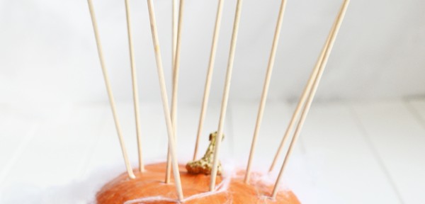 Schokokuss-Gespenster für die Halloween-Party