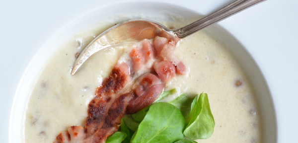 Kulinarisches | Herbstliche Petersilien-Linsensuppe mit Honig-Speck