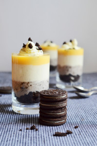 Oreo-Creme-Dessert mit Mascarpone und Eierlikör - perfekt für Ostern!