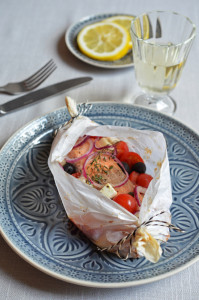 Fisch im Ofen: Dank Pergament-PPäckchen geht's ganz einfach!